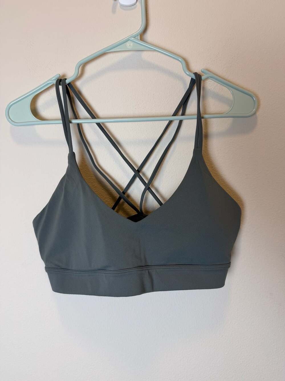 Crz Yoga Strappy V Neck Sports Bra Gray